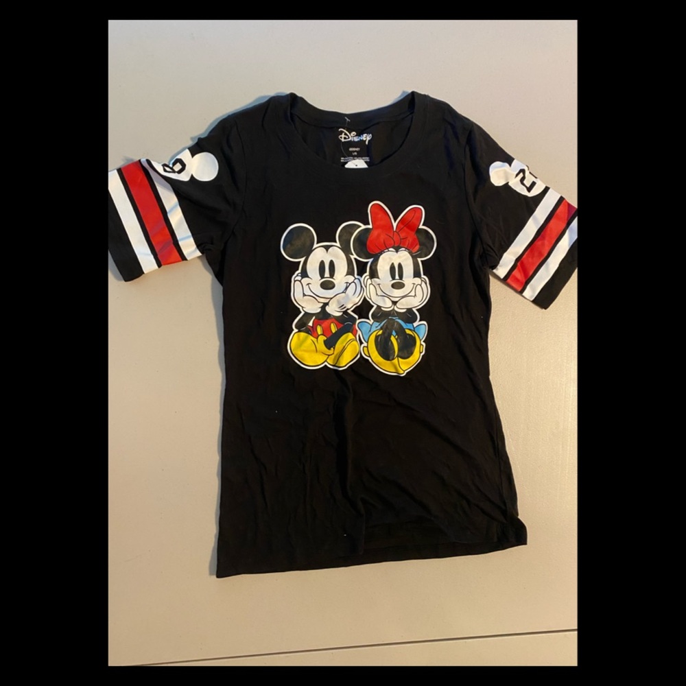 2 for 15$ Mickey and Minnie T-Shirt (Sold)